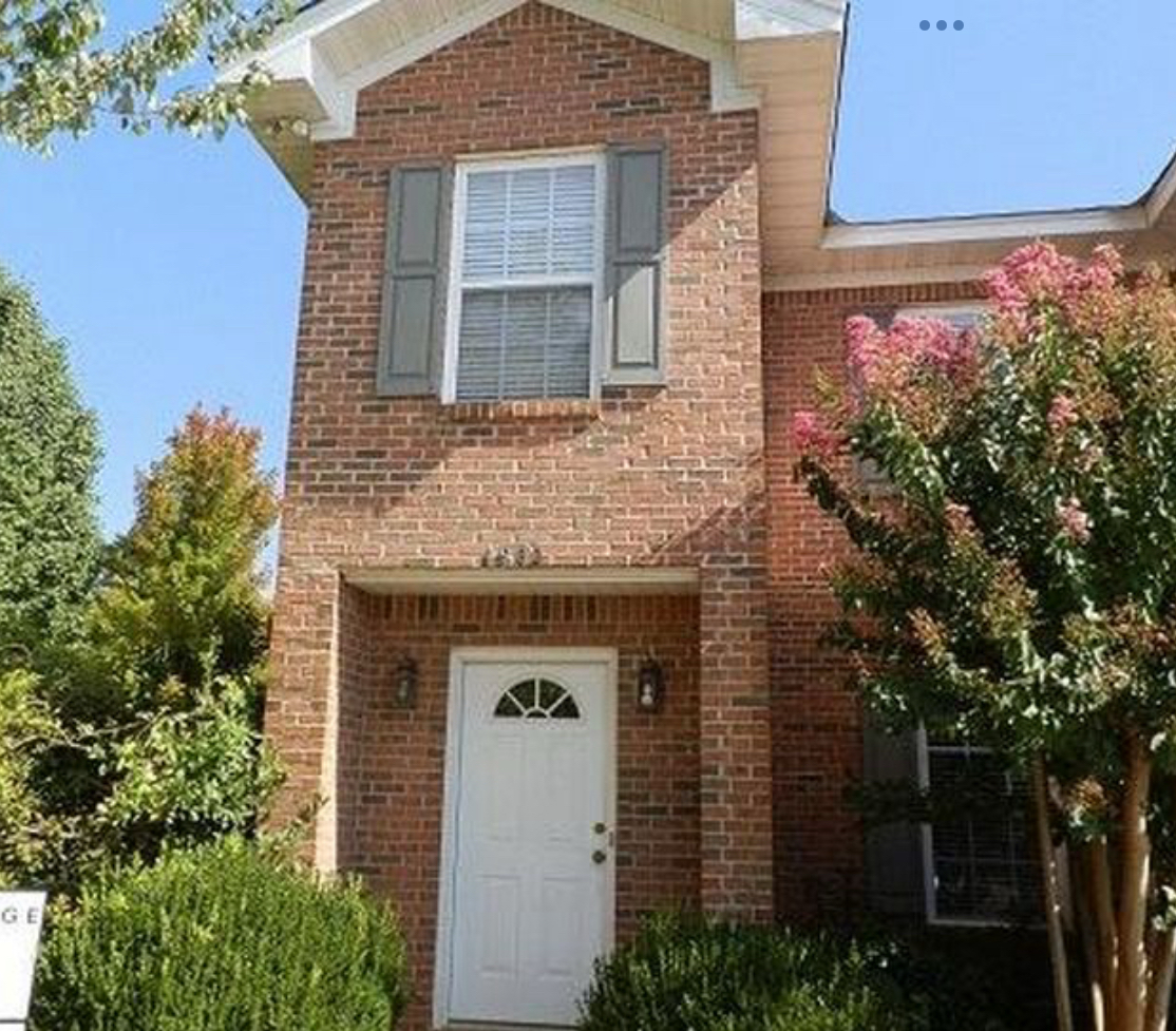1477 N Donahue Dr Apt 1902
