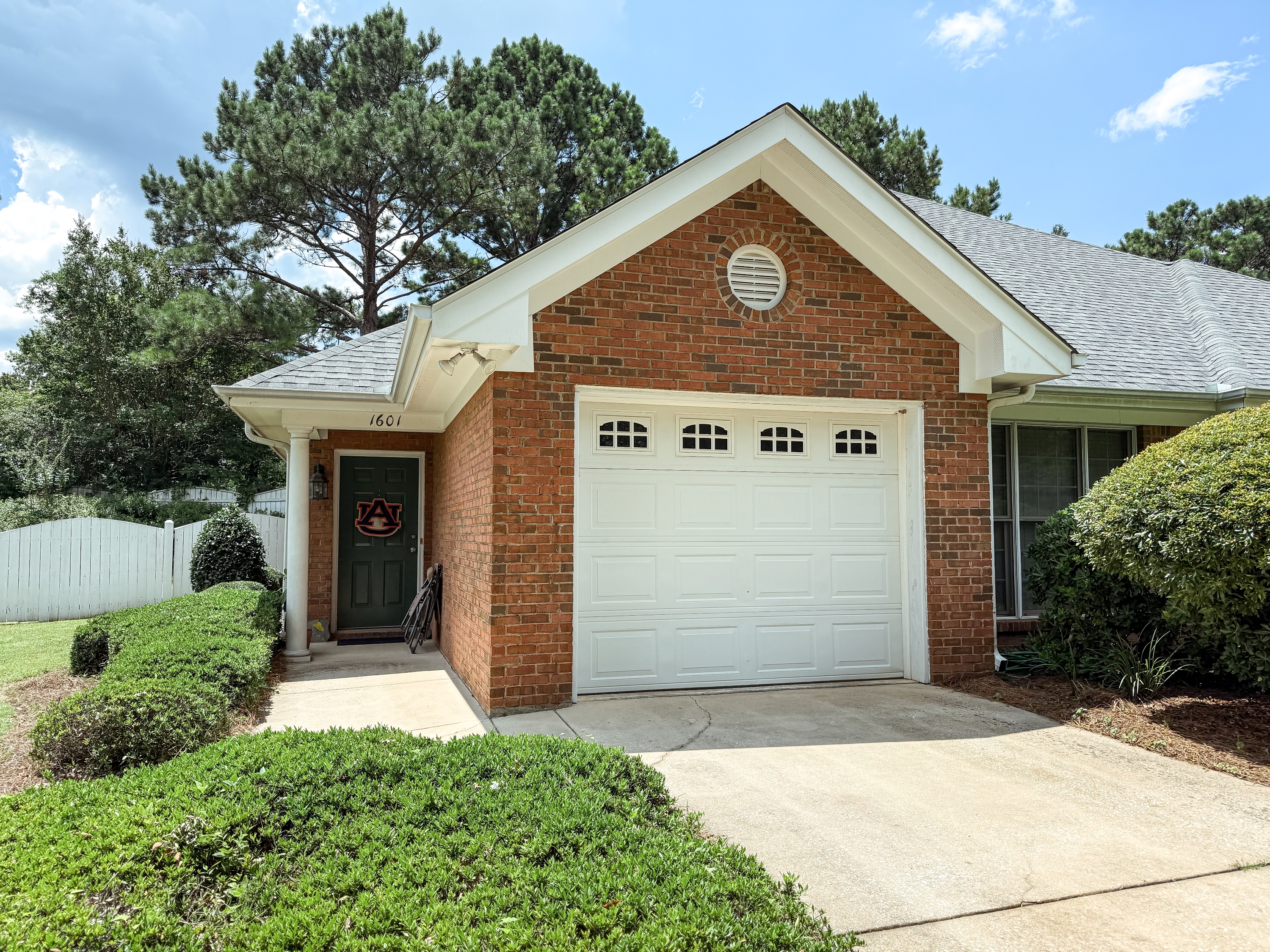 1601 Overcup Cir