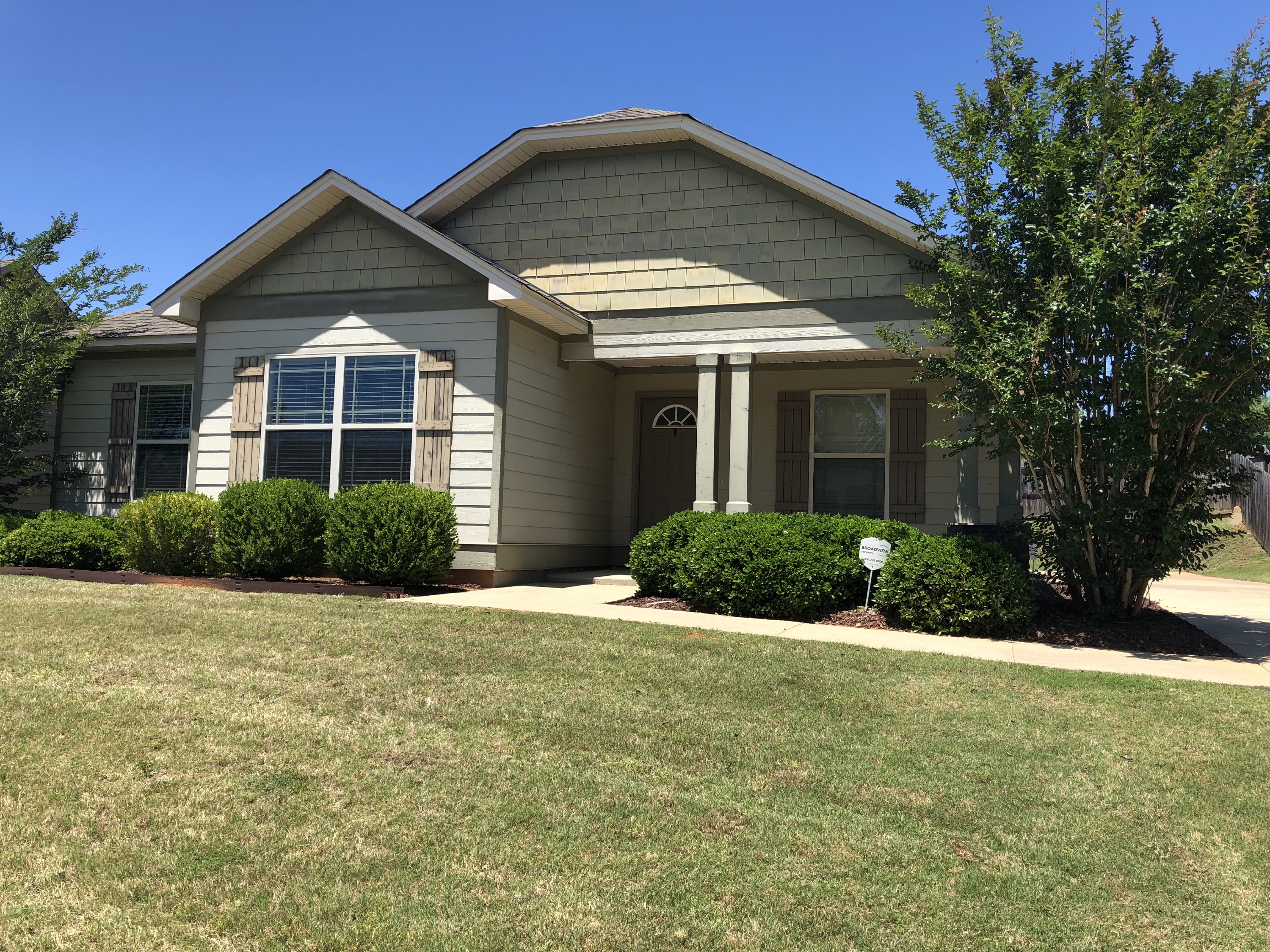 2451 Waterstone Cir
