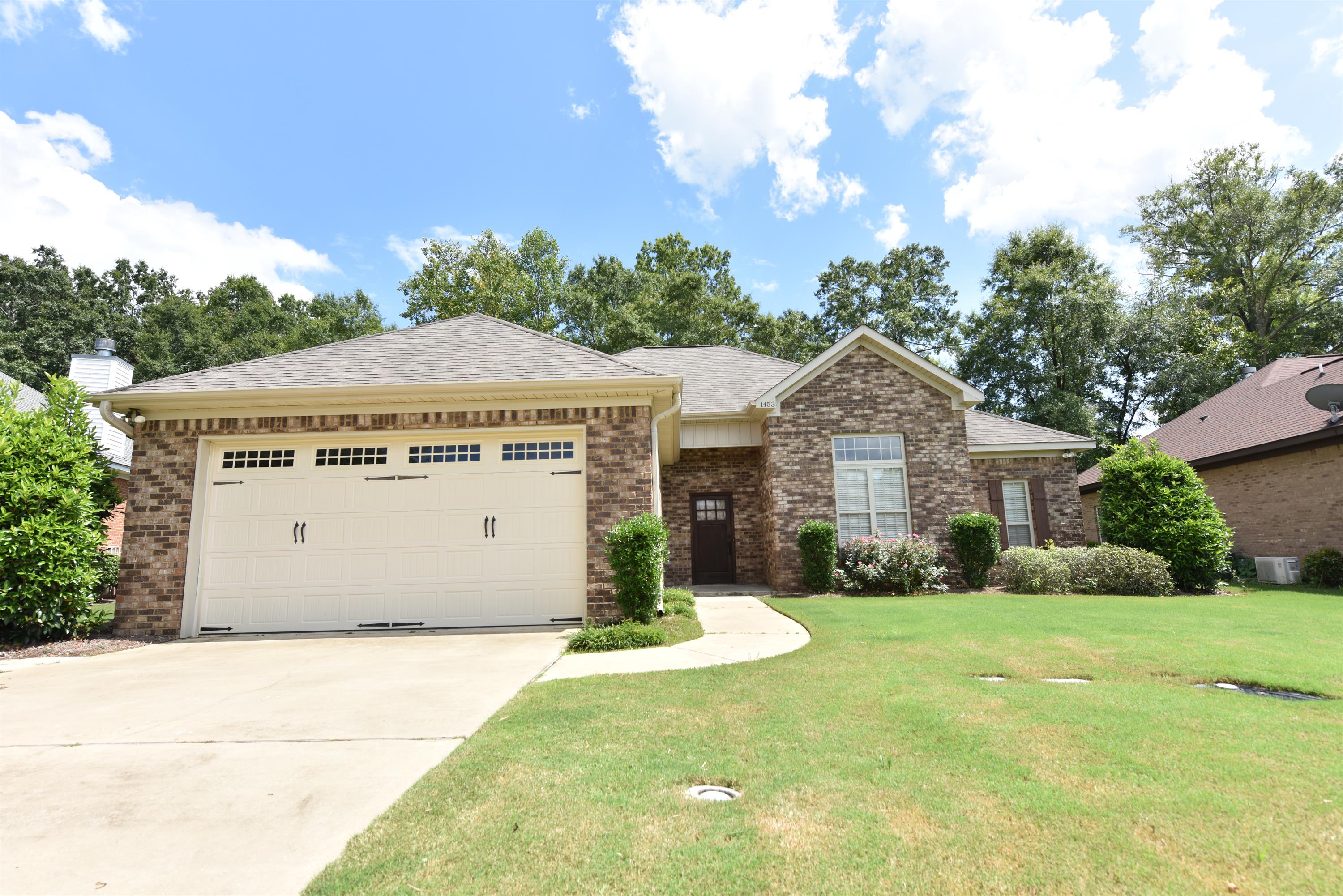 1453 Cloverbrook Cir